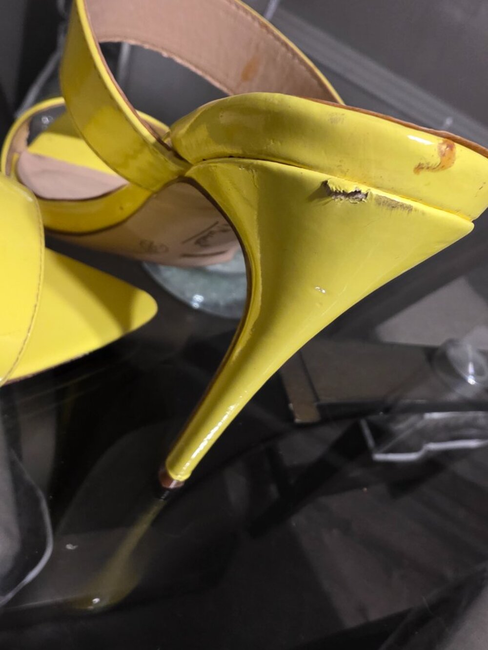 Heels - Picture 4 of 4